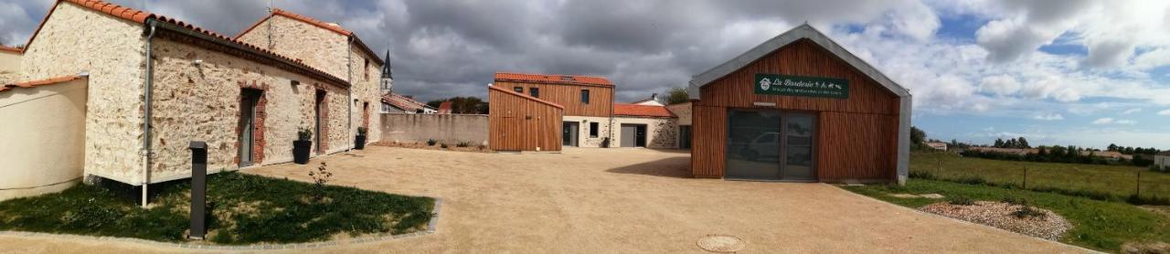 La Borderie - Maison Des Randonnees - Gite Etape - Gite De Groupe Vaire Ruang foto
